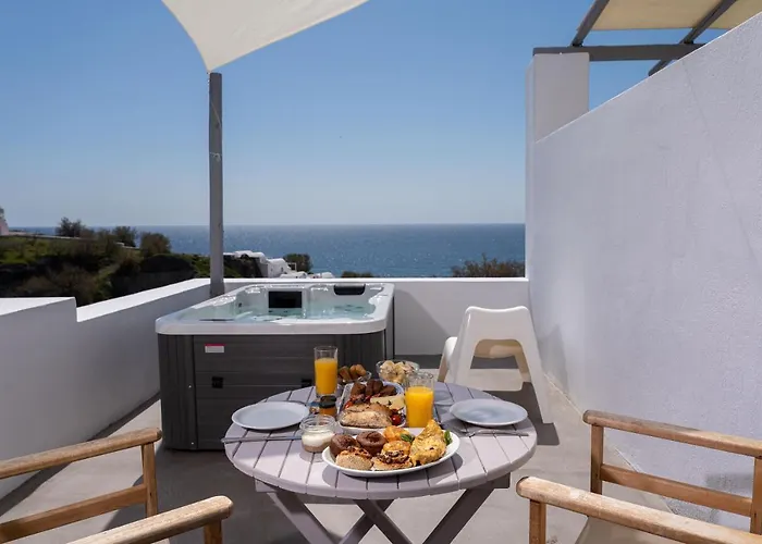 Red Beach Harmony Suites Sotiria