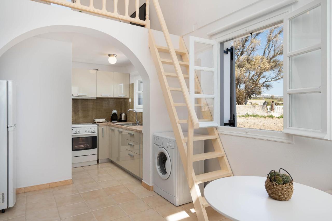 Apartment Red Harmony Sotiria